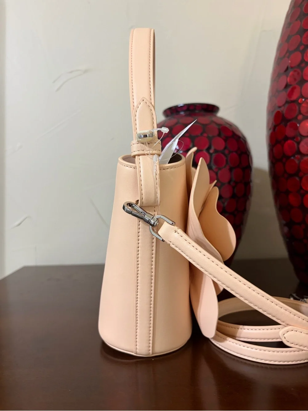 kate spade Flora Bucket Bag in Crisp Peach NWT MSRP $449